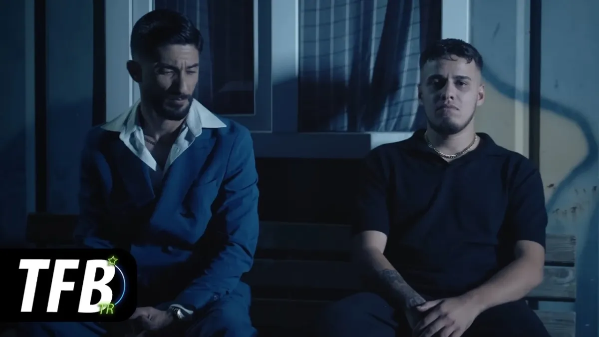 Mehmet Elmas & EFO - Savunmasızım